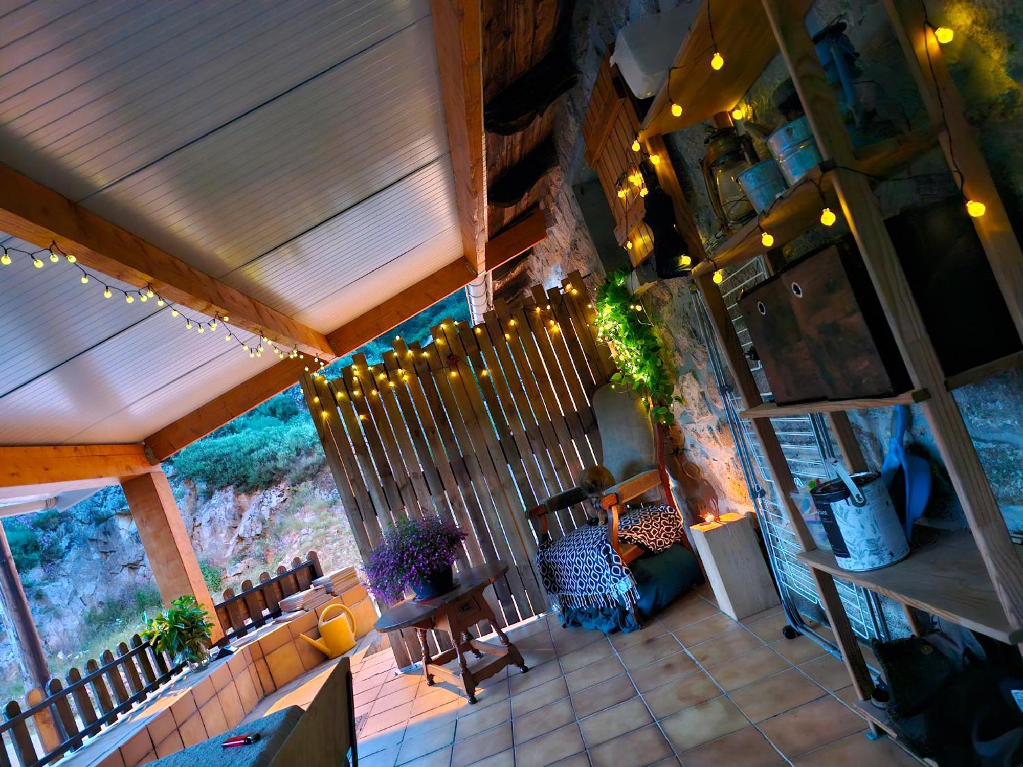 La Cabane Des Lucioles Saint-Julien-Boutieres Esterno foto